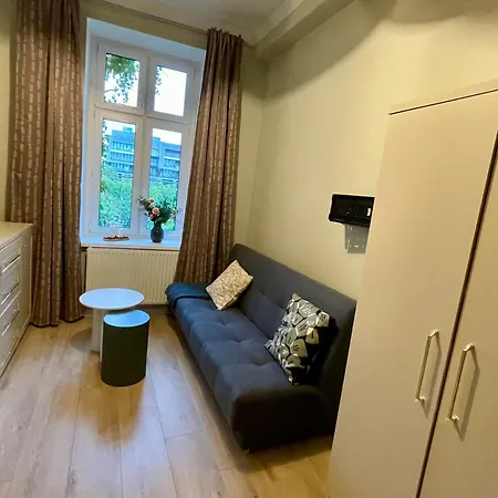 Aviendo Traugutta アパート *